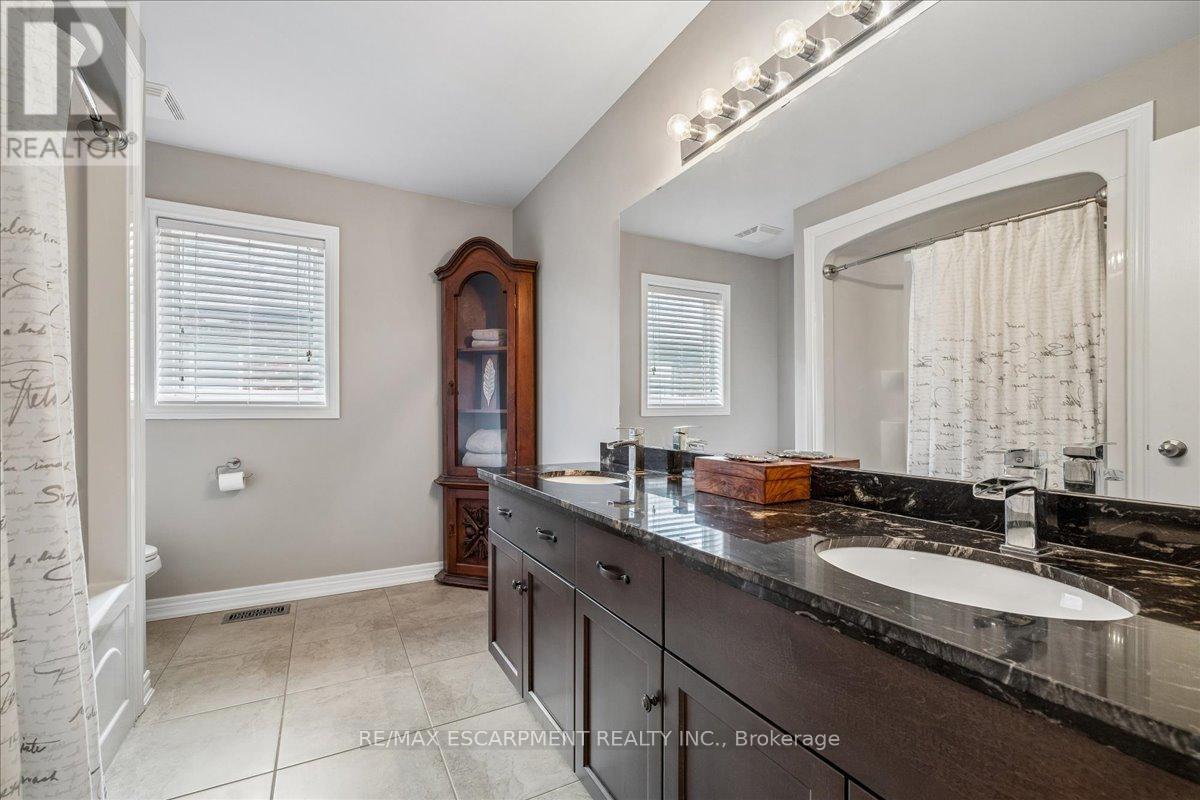 204 Vinton Road, Hamilton, Ontario  L9K 0G8 - Photo 35 - X13029488