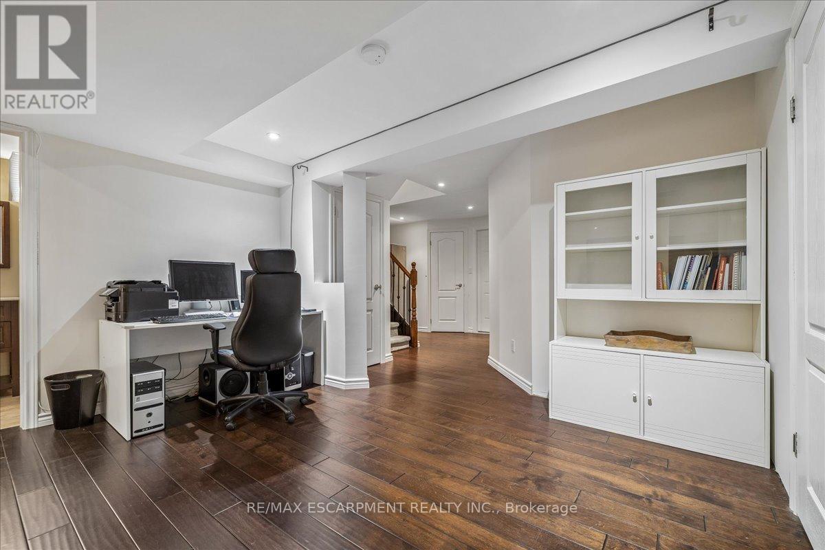 204 Vinton Road, Hamilton, Ontario  L9K 0G8 - Photo 37 - X13029488