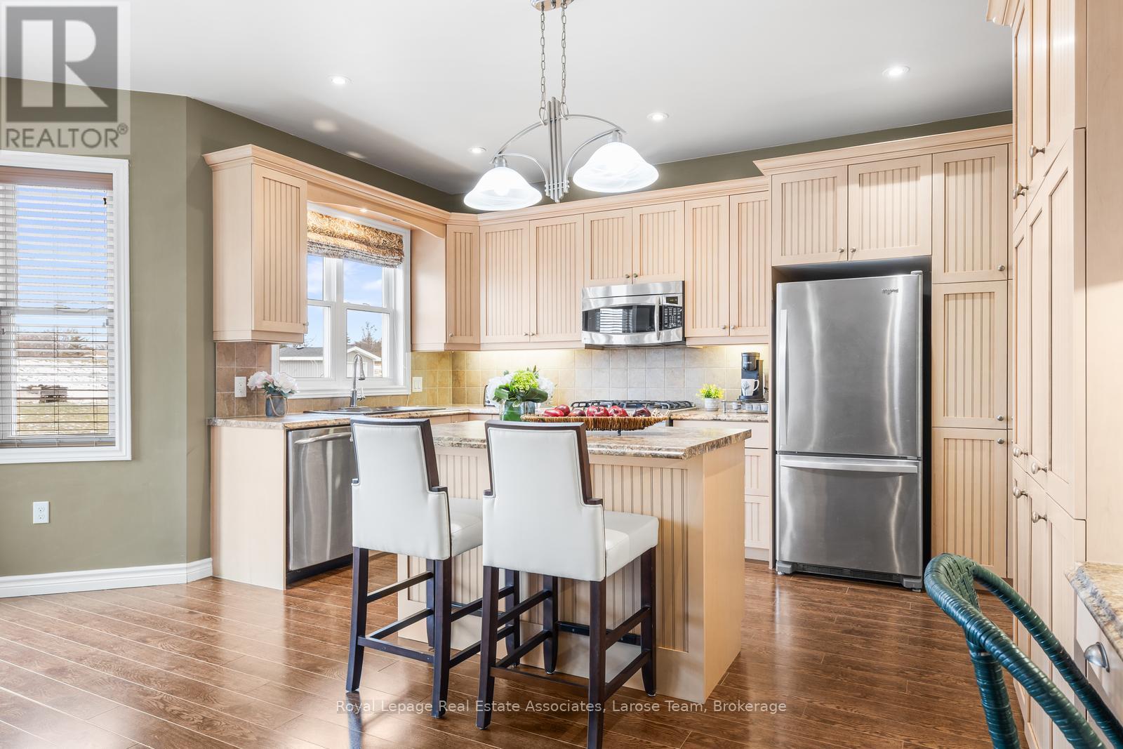 5484 Attema Crescent, West Lincoln, Ontario  L0R 1Y0 - Photo 16 - X13029598