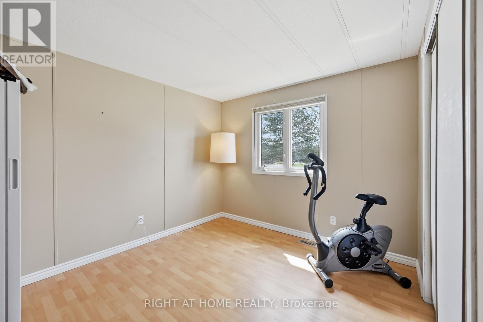 131 Hillside Cres - 1294 8th Concession Road W, Hamilton, Ontario  N0B 2J0 - Photo 12 - X13029604