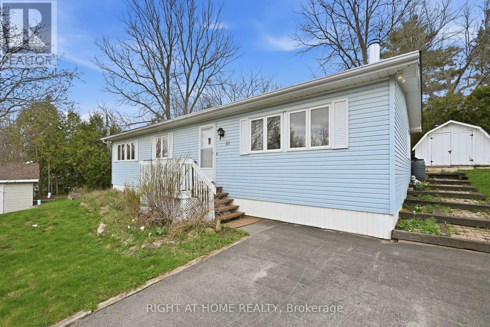 131 Hillside Cres - 1294 8th Concession Road W, Hamilton, Ontario  N0B 2J0 - Photo 27 - X13029604