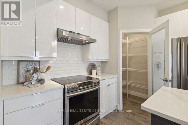 1 - 815 Sarnia Road, London North, Ontario  N6H 0K3 - Photo 3 - X13029676