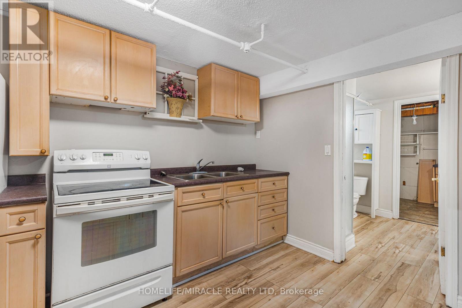 3318 Sinnicks Avenue, Niagara Falls, Ontario  L2J 2G3 - Photo 31 - X13029692