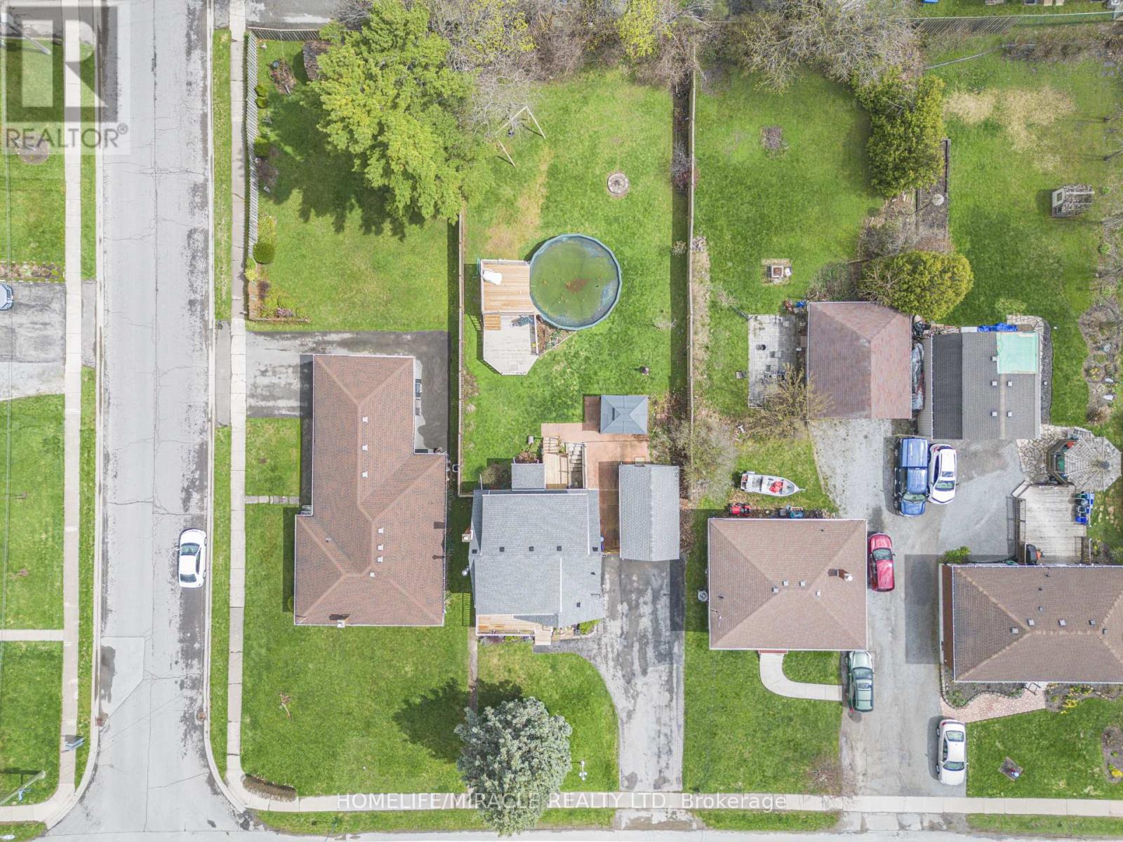 3318 Sinnicks Avenue, Niagara Falls, Ontario  L2J 2G3 - Photo 46 - X13029692