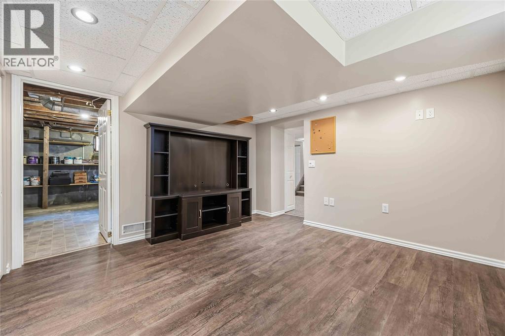 530 Plympton Street, Plympton-Wyoming, Ontario  N0N 1T0 - Photo 31 - 26008863