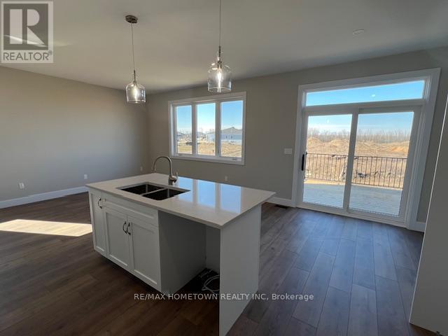 1013 Dobbie Street, Brockville, Ontario  K6V 7N1 - Photo 4 - X13029834