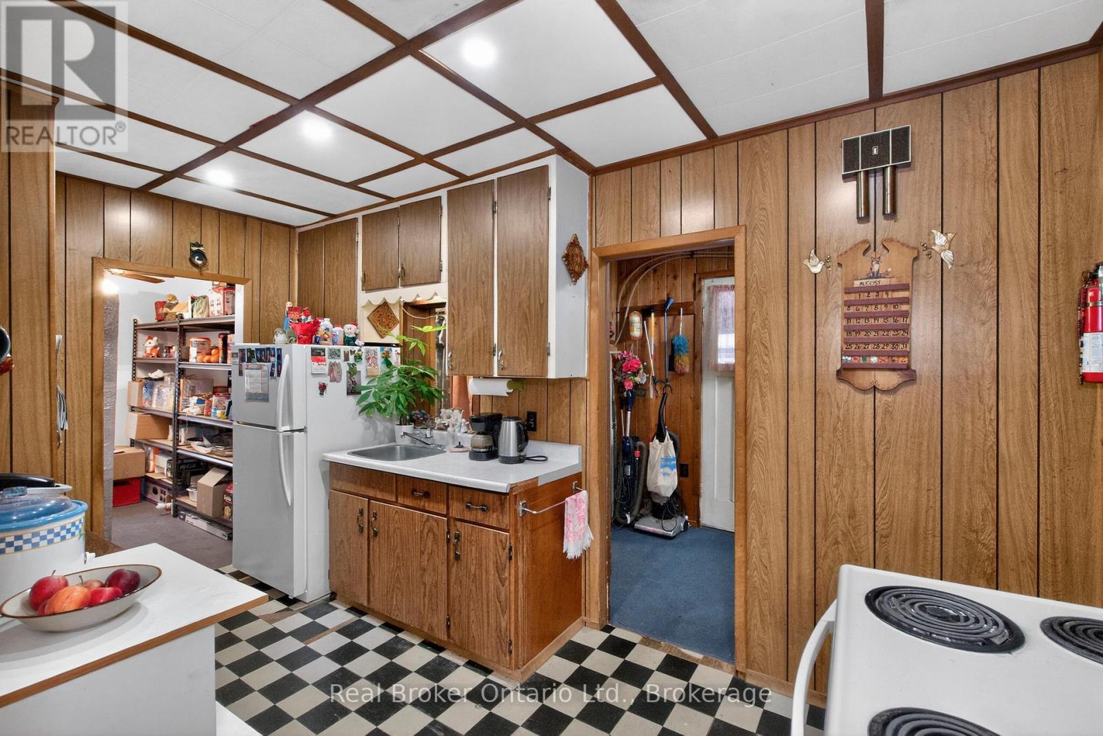 156 Silver Birch Crescent, Tay, Ontario  L0K 1R0 - Photo 8 - S13029740