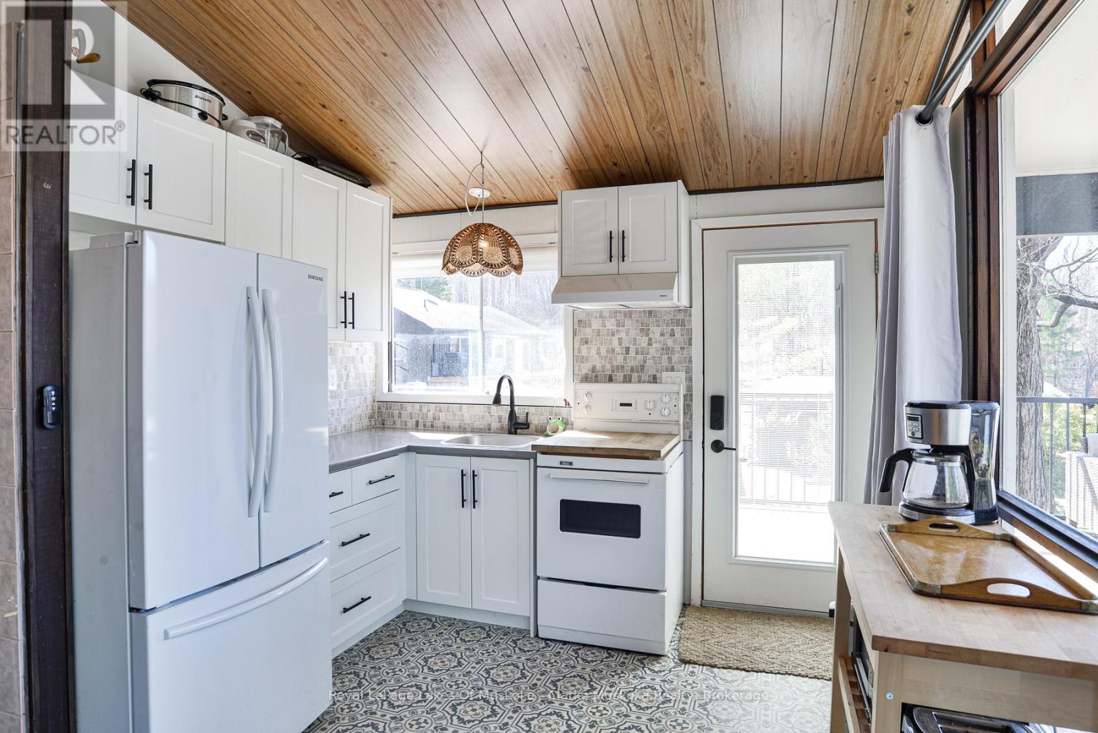 3258 Loon Lane, Severn, Ontario  L0K 1S0 - Photo 10 - S13029828