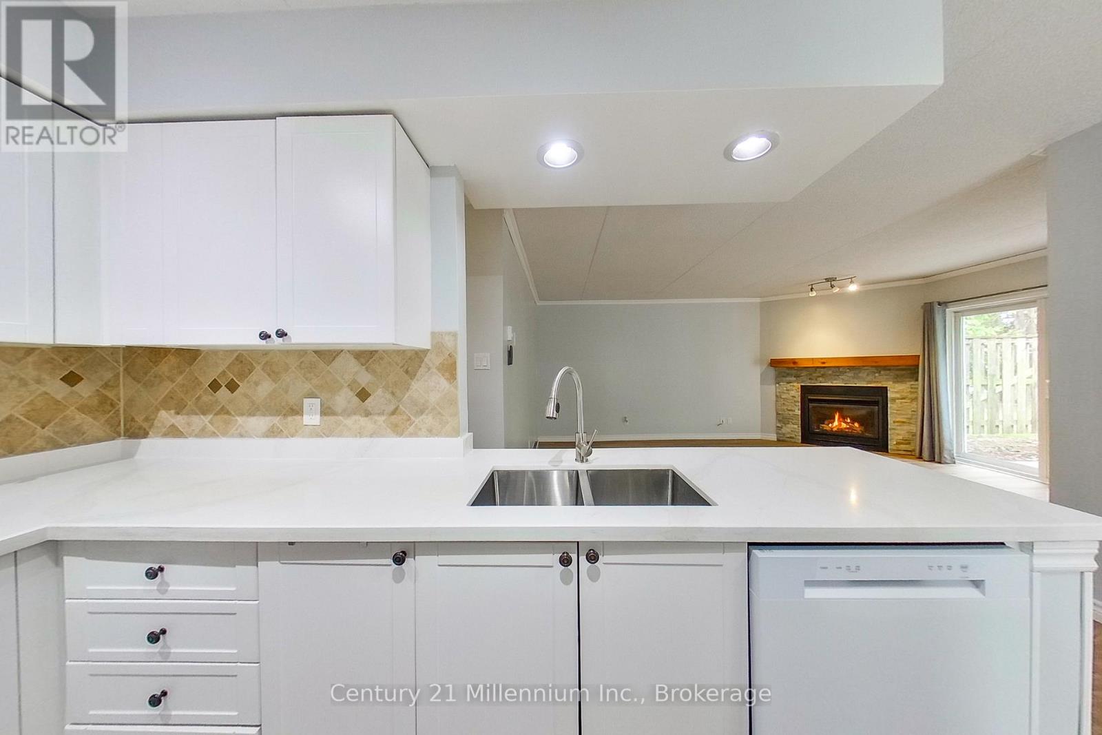 193 - 49 Trott Boulevard, Collingwood, Ontario  L9Y 5B8 - Photo 25 - S13029946