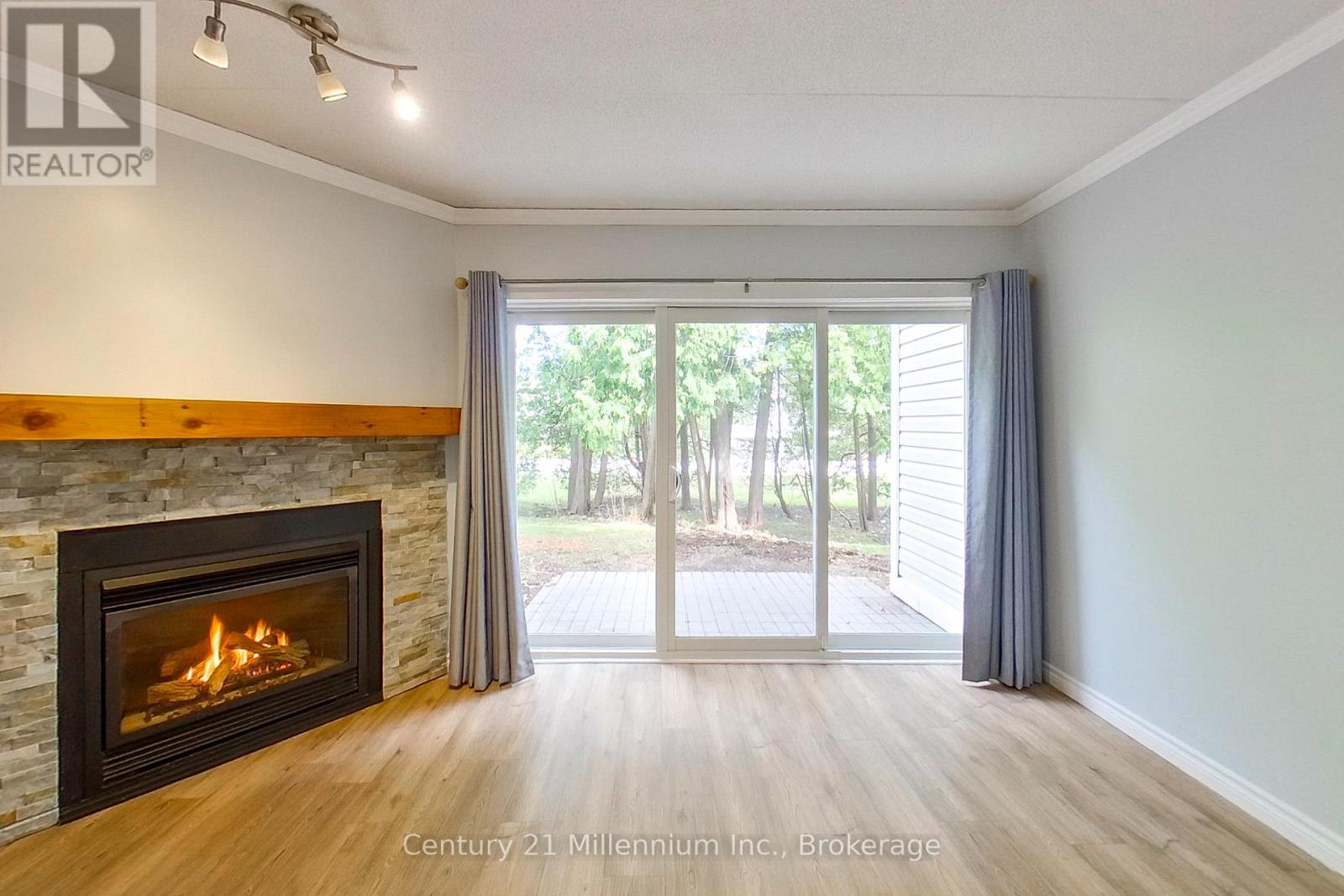 193 - 49 Trott Boulevard, Collingwood, Ontario  L9Y 5B8 - Photo 7 - S13029946