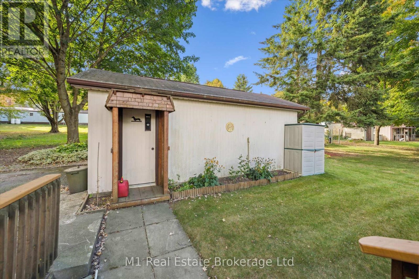 1 Grand Vista Drive, Wellington North, Ontario  N0G 2L0 - Photo 36 - X13029706