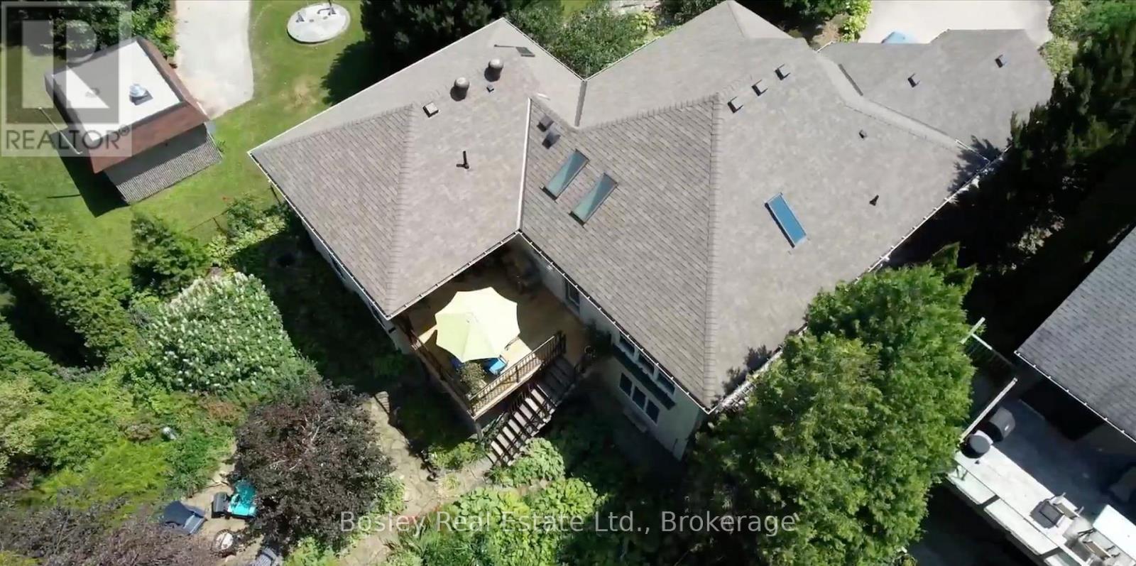 96 Moore Crescent, Blue Mountains, Ontario  N0H 2P0 - Photo 2 - X13030050