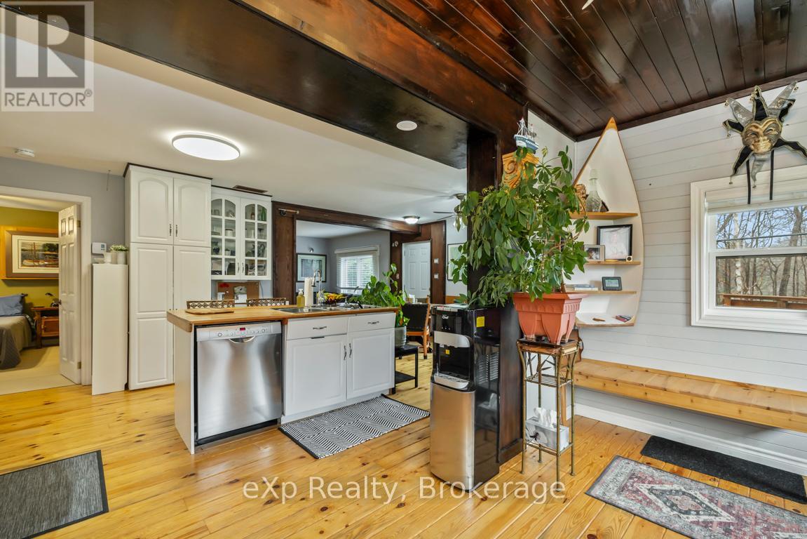 20 Sunnyshore Park Drive, Mckellar, Ontario  P2A 0B5 - Photo 6 - X13030076