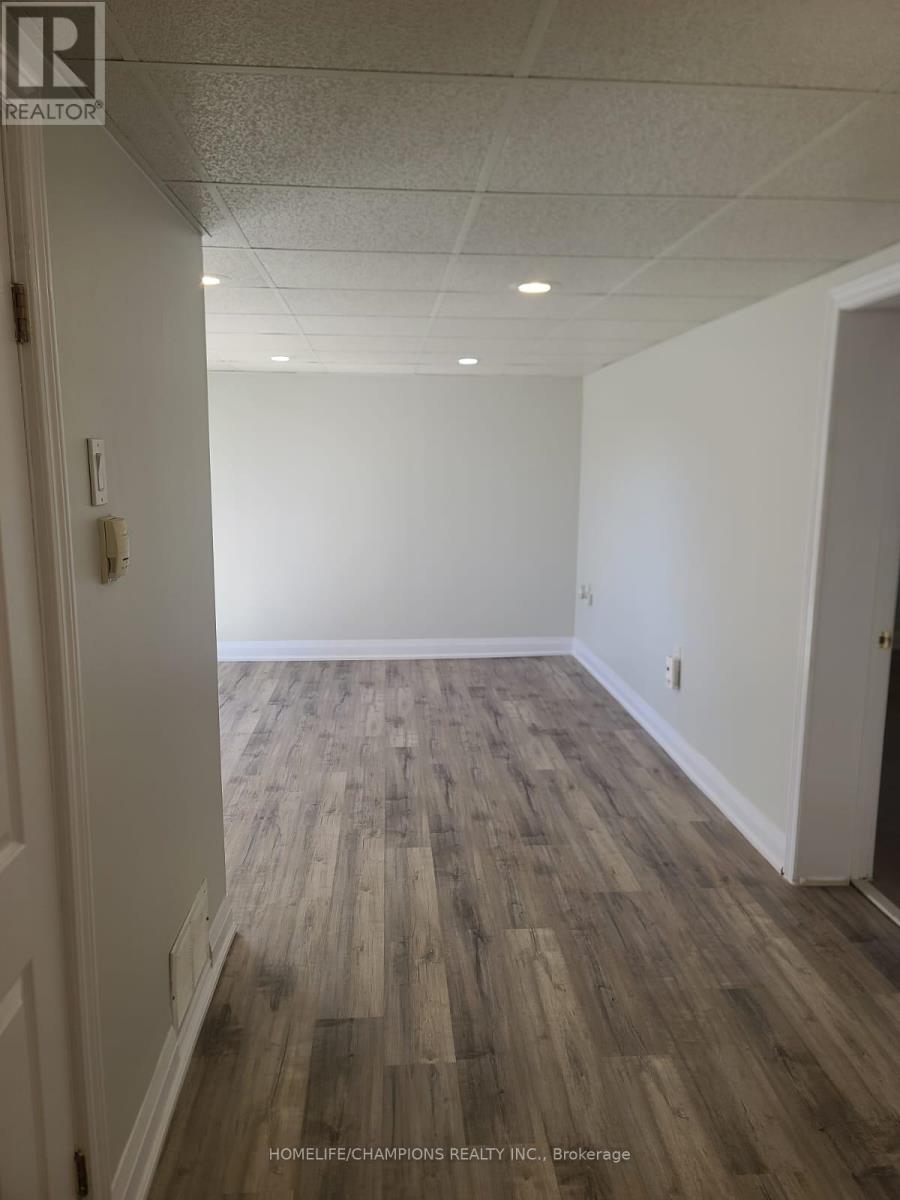 462 Loring Street, Oshawa, Ontario  L1H 6K8 - Photo 5 - E13025074