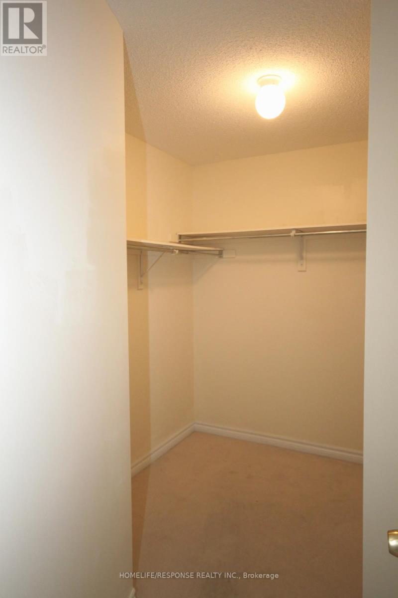 517 Fernforest Drive, Brampton, Ontario  L6R 0S8 - Photo 16 - W13027284