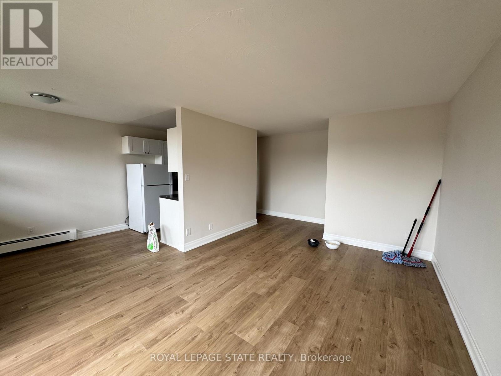 305 - 105 Tia Drive, Hamilton, Ontario  L8H 2N8 - Photo 5 - X13014296