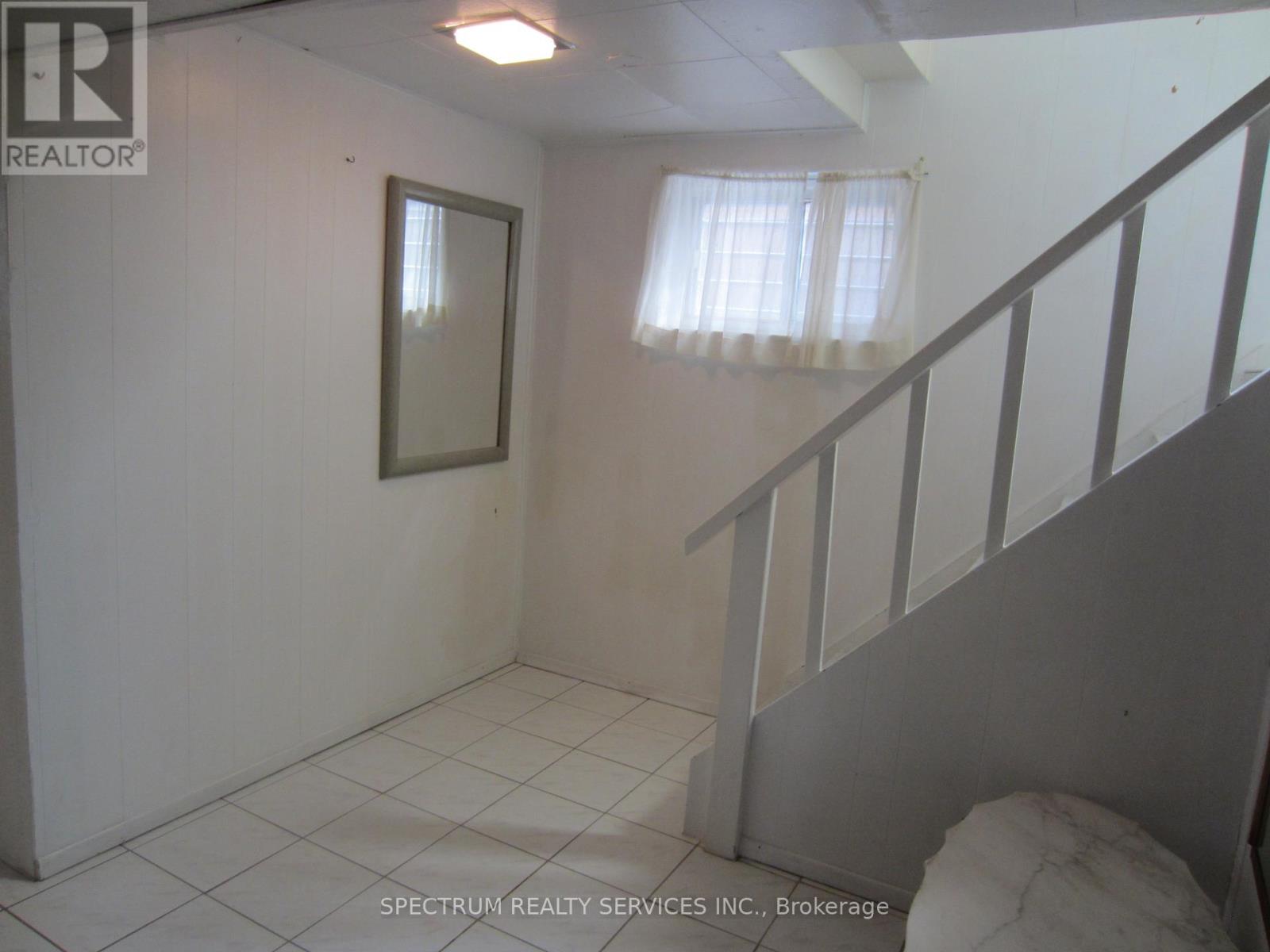 409 Patricia Avenue, Toronto, Ontario  M2R 2N1 - Photo 34 - C13029474