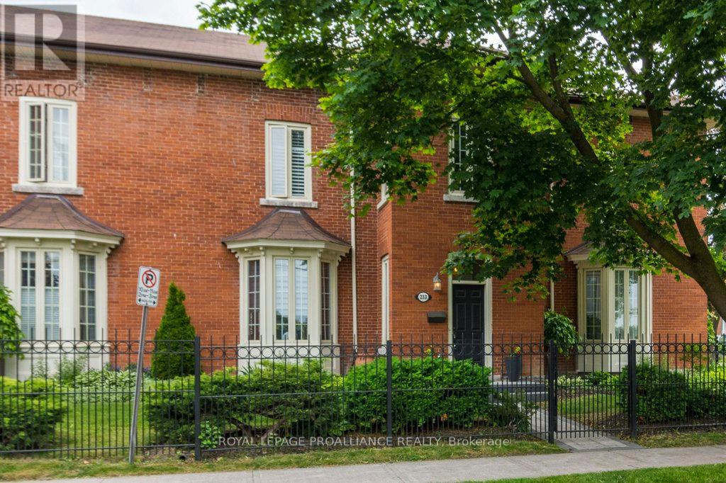 5 - 233 John Street, Belleville, Ontario  K8N 3G2 - Photo 2 - X12703970