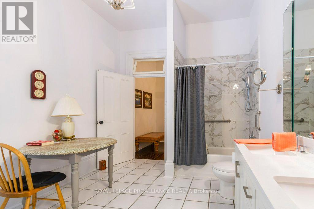 5 - 233 John Street, Belleville, Ontario  K8N 3G2 - Photo 23 - X12703970