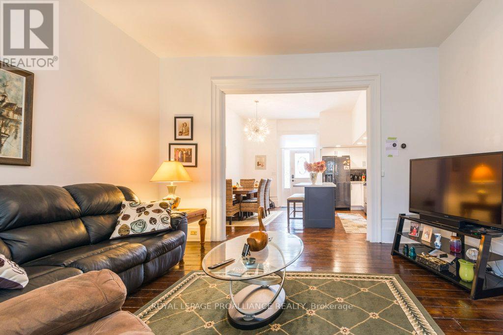 5 - 233 John Street, Belleville, Ontario  K8N 3G2 - Photo 7 - X12703970