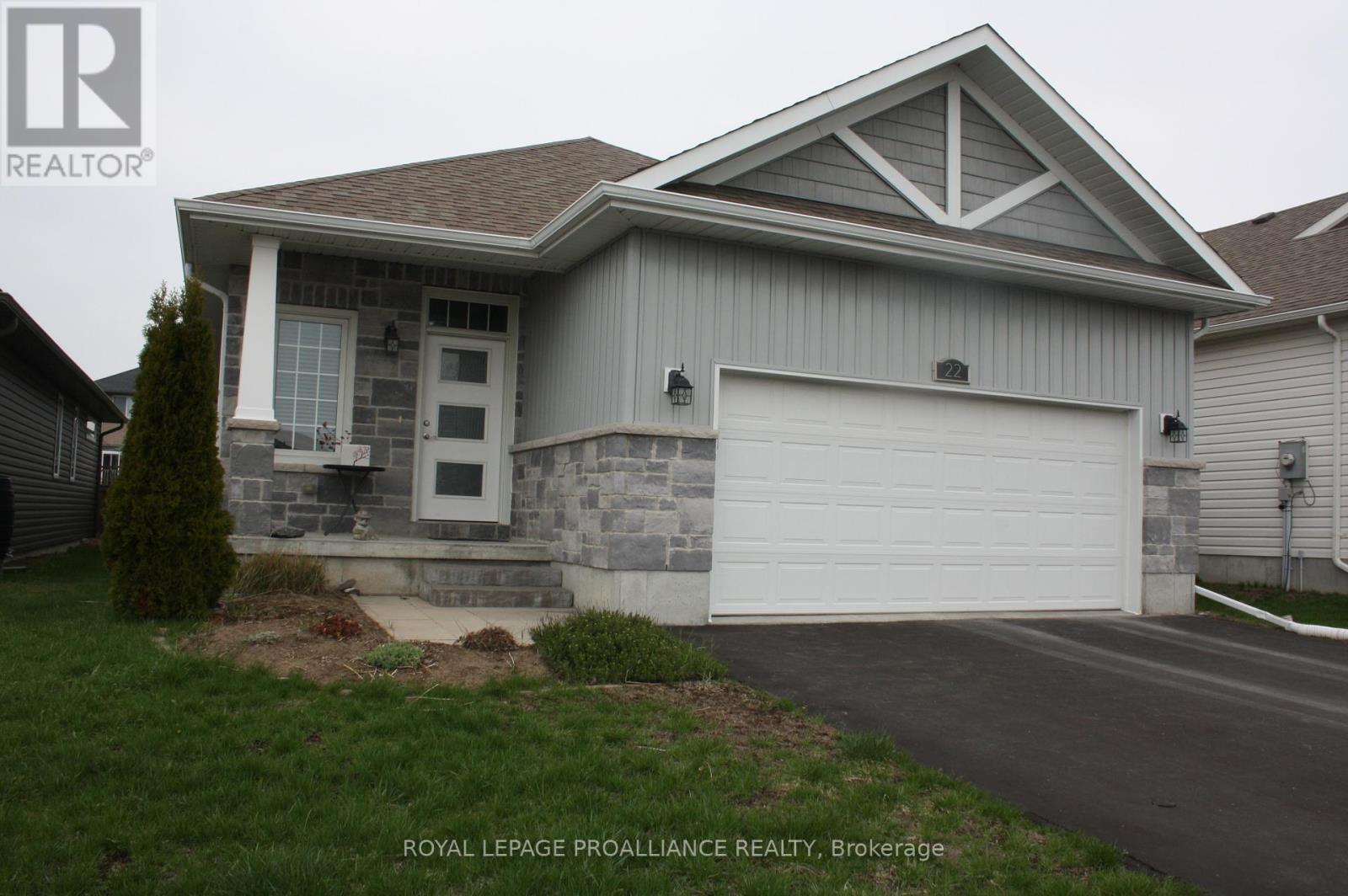 22 Walnut Crescent, Belleville, Ontario  K8N 0E4 - Photo 2 - X12842838