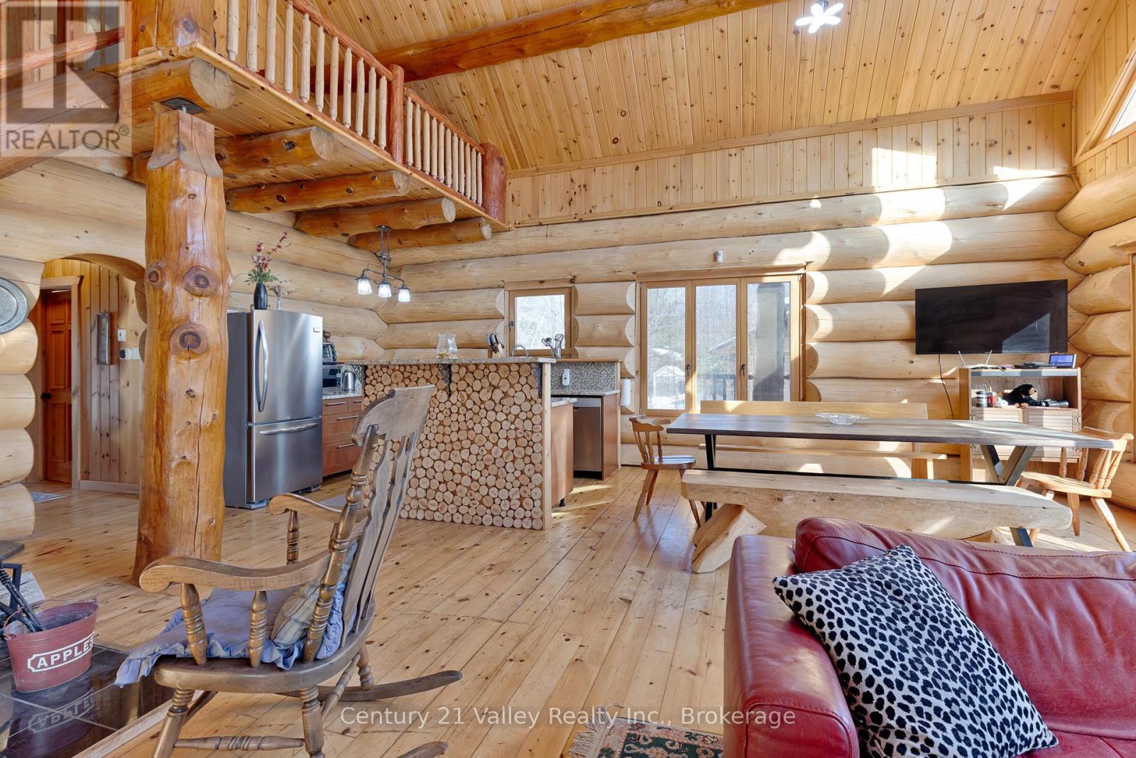 42 Crestview Drive, Greater Madawaska, Ontario  K0J 1H0 - Photo 27 - X12755464