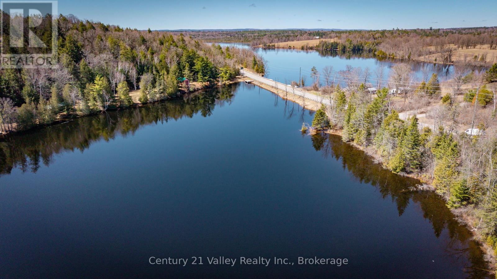 3233 Calabogie Road, Greater Madawaska, Ontario  K0J 1H0 - Photo 3 - X12821734