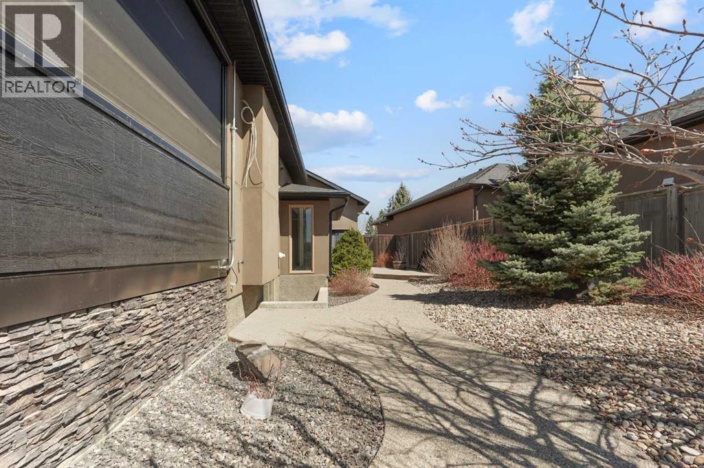 3048 40 Avenue S, Lethbridge, Alberta  T1K 6Z9 - Photo 38 - A2304130