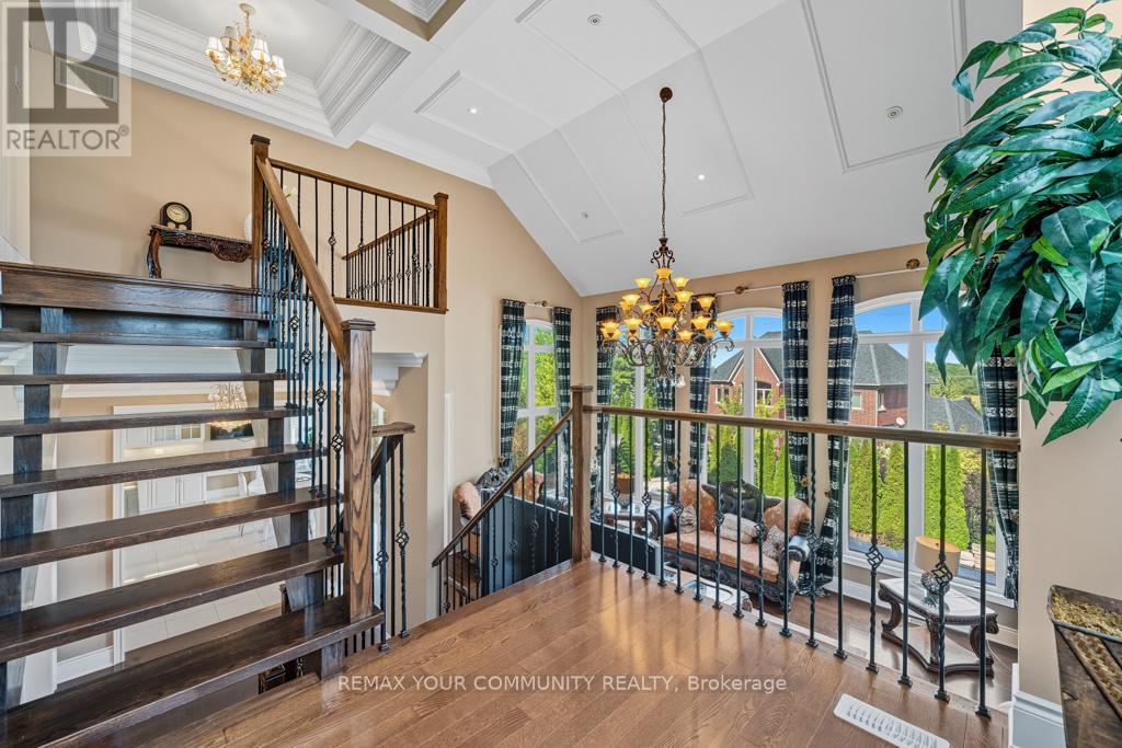 22 Longthorpe Court, Aurora, Ontario  L4G 0K4 - Photo 21 - N12737170