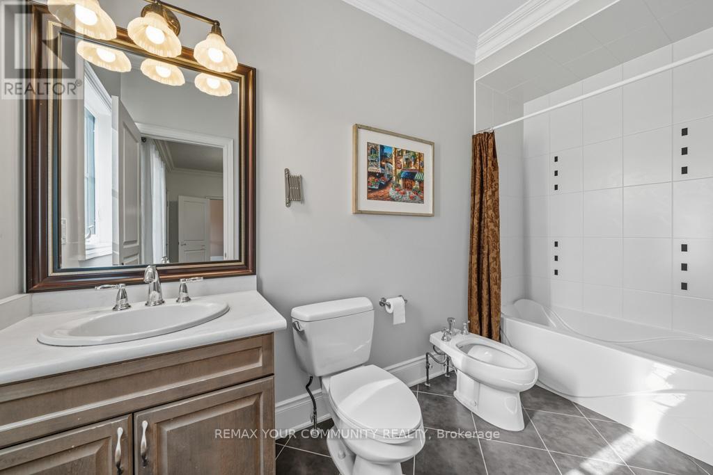 22 Longthorpe Court, Aurora, Ontario  L4G 0K4 - Photo 31 - N12737170