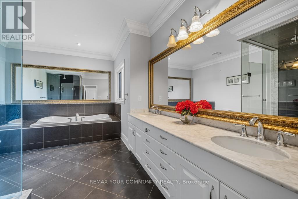 22 Longthorpe Court, Aurora, Ontario  L4G 0K4 - Photo 25 - N12737170