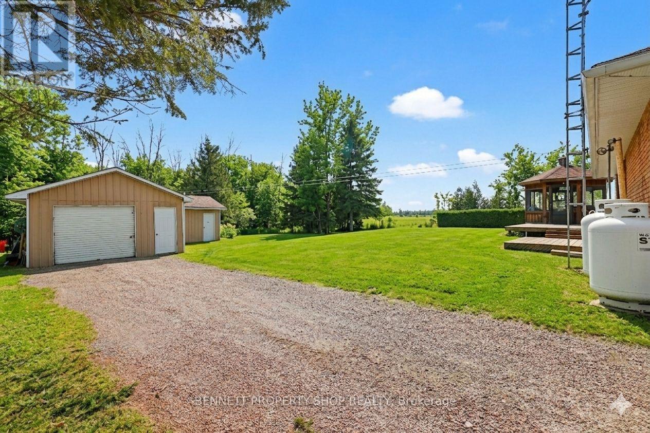 579 Kelly-Jordan Road, Montague, Ontario  K7A 4S4 - Photo 25 - X12872034