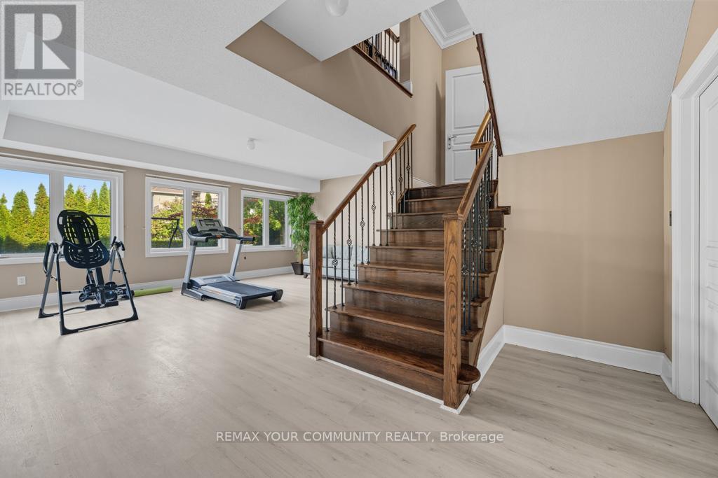 22 Longthorpe Court, Aurora, Ontario  L4G 0K4 - Photo 35 - N12737170