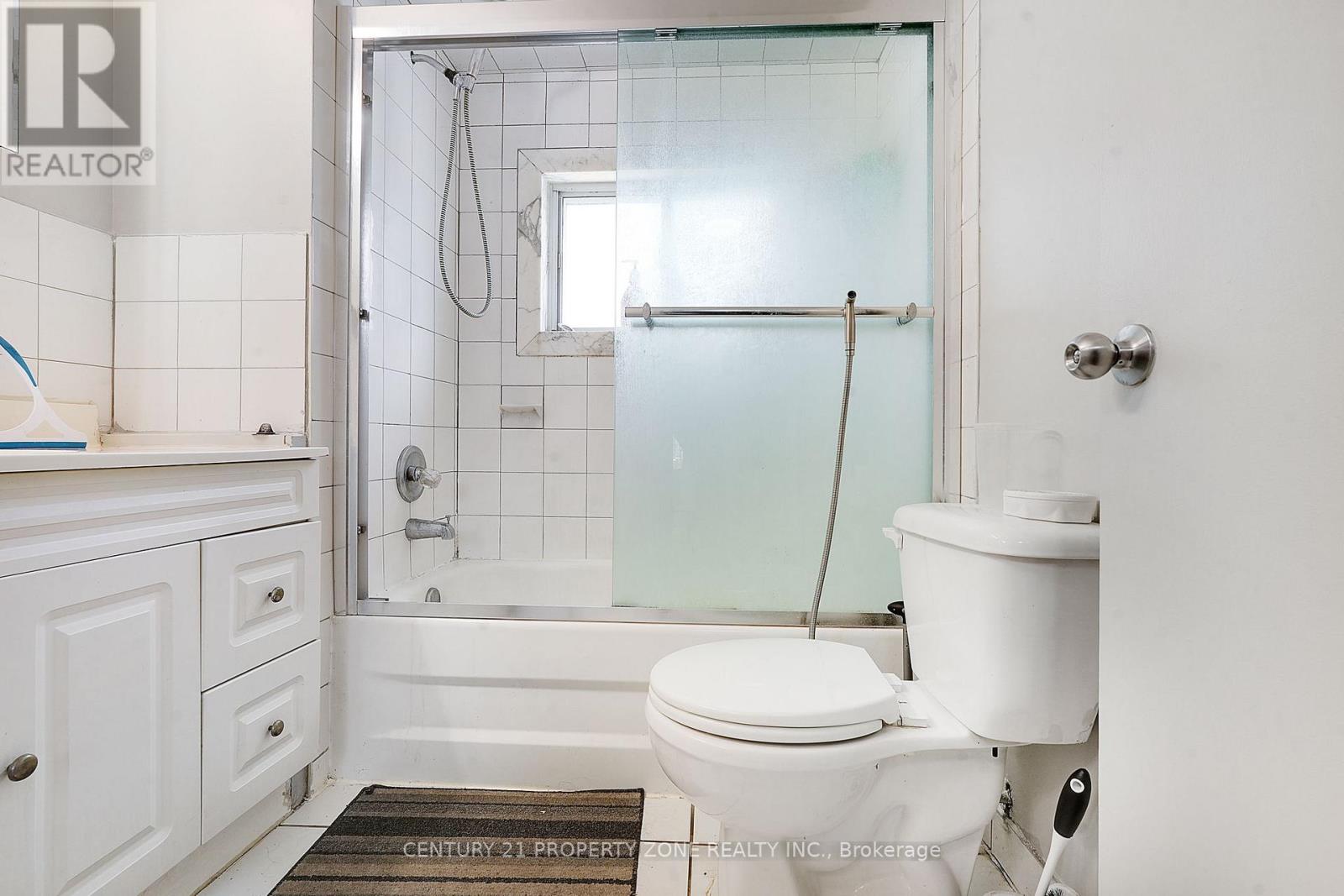 5 Hadrina Street, Brampton, Ontario  L6X 2J5 - Photo 20 - W13027166