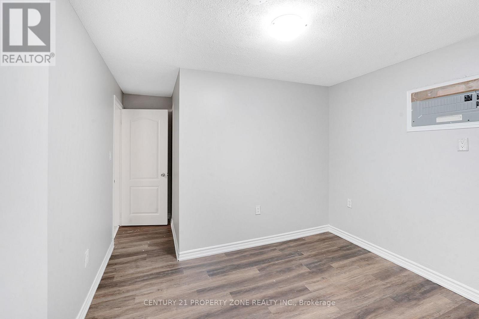 5 Hadrina Street, Brampton, Ontario  L6X 2J5 - Photo 28 - W13027166