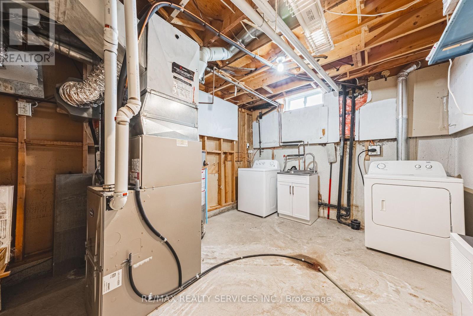 4 Mount Forest Drive, Brampton, Ontario  L6Z 1B7 - Photo 30 - W13029080