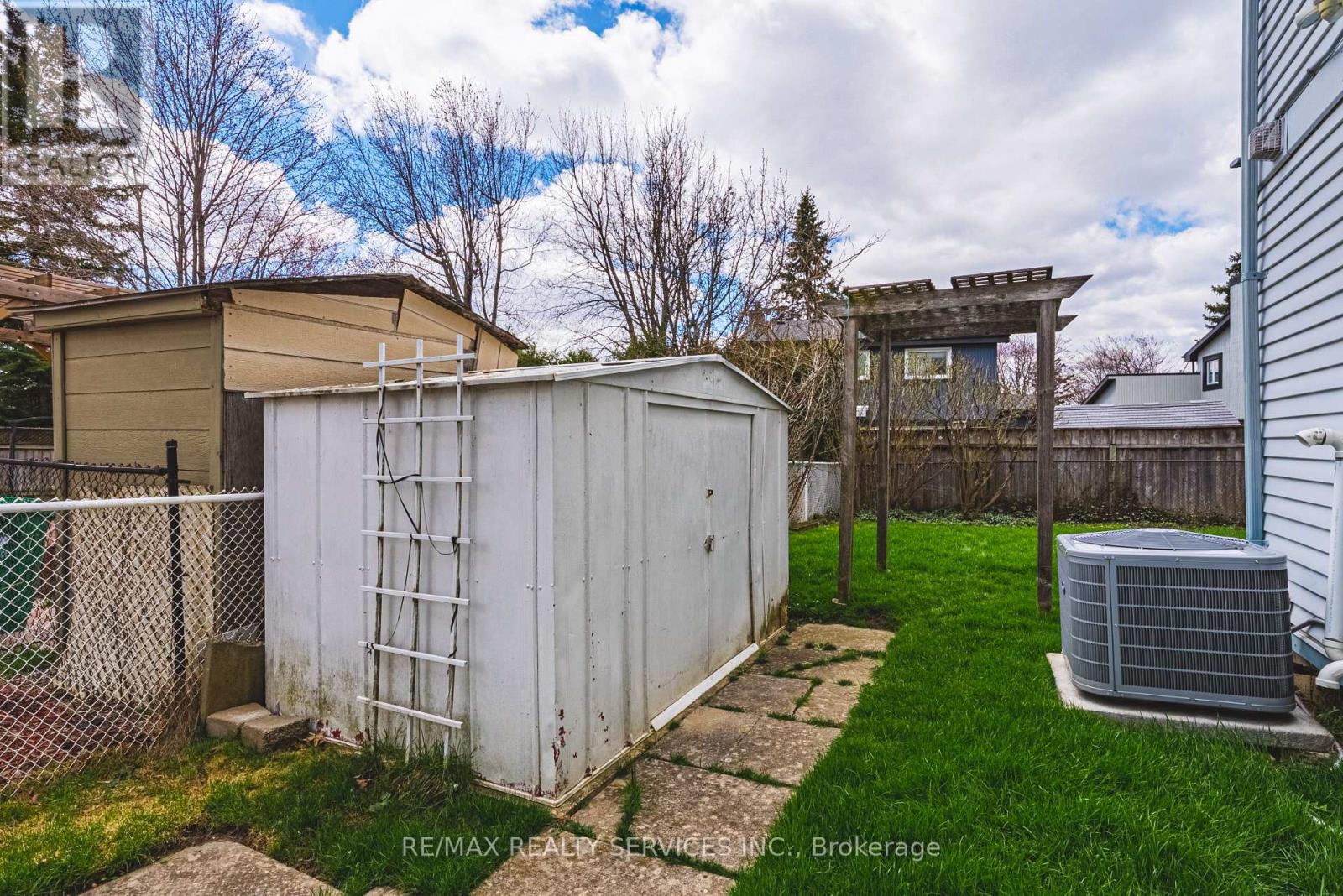 4 Mount Forest Drive, Brampton, Ontario  L6Z 1B7 - Photo 36 - W13029080