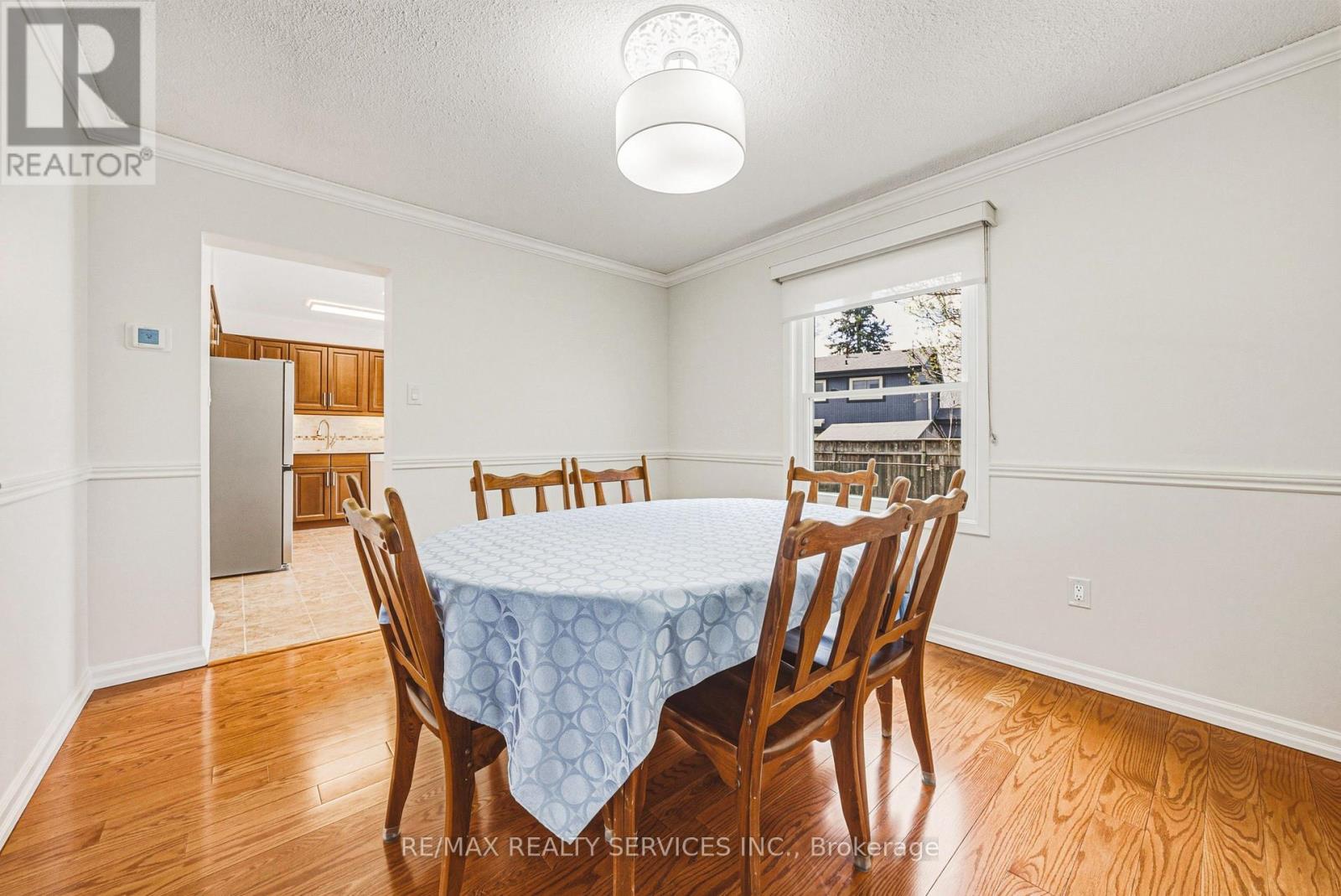 4 Mount Forest Drive, Brampton, Ontario  L6Z 1B7 - Photo 11 - W13029080