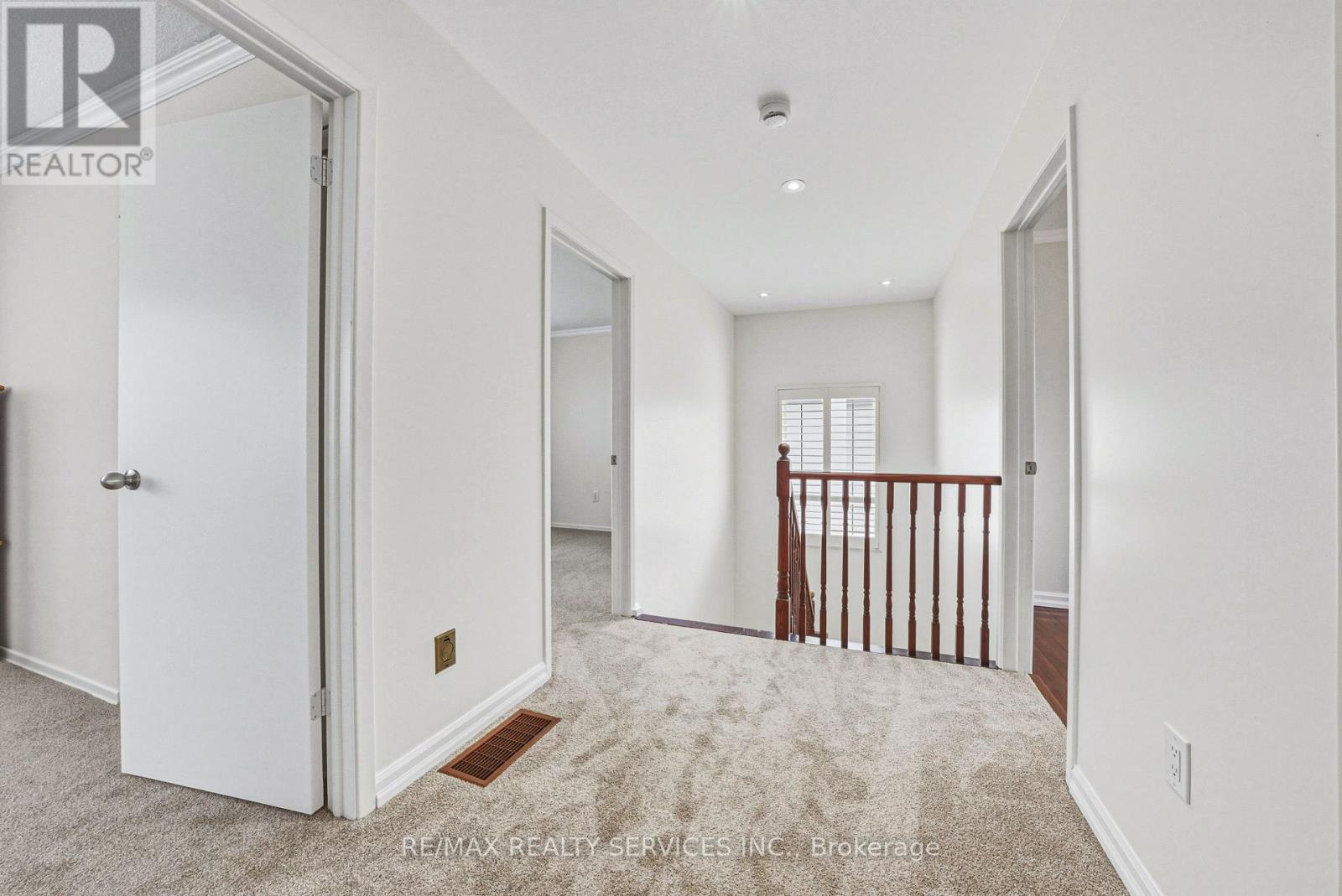 4 Mount Forest Drive, Brampton, Ontario  L6Z 1B7 - Photo 15 - W13029080