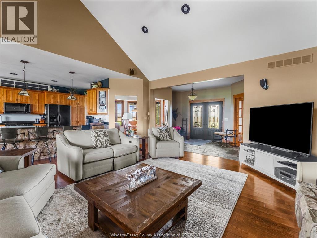 242 Road 10, Gosfield North, Ontario  N0R 1B0 - Photo 7 - 26007877