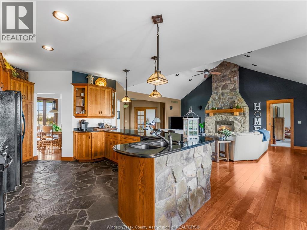 242 Road 10, Gosfield North, Ontario  N0R 1B0 - Photo 8 - 26007877