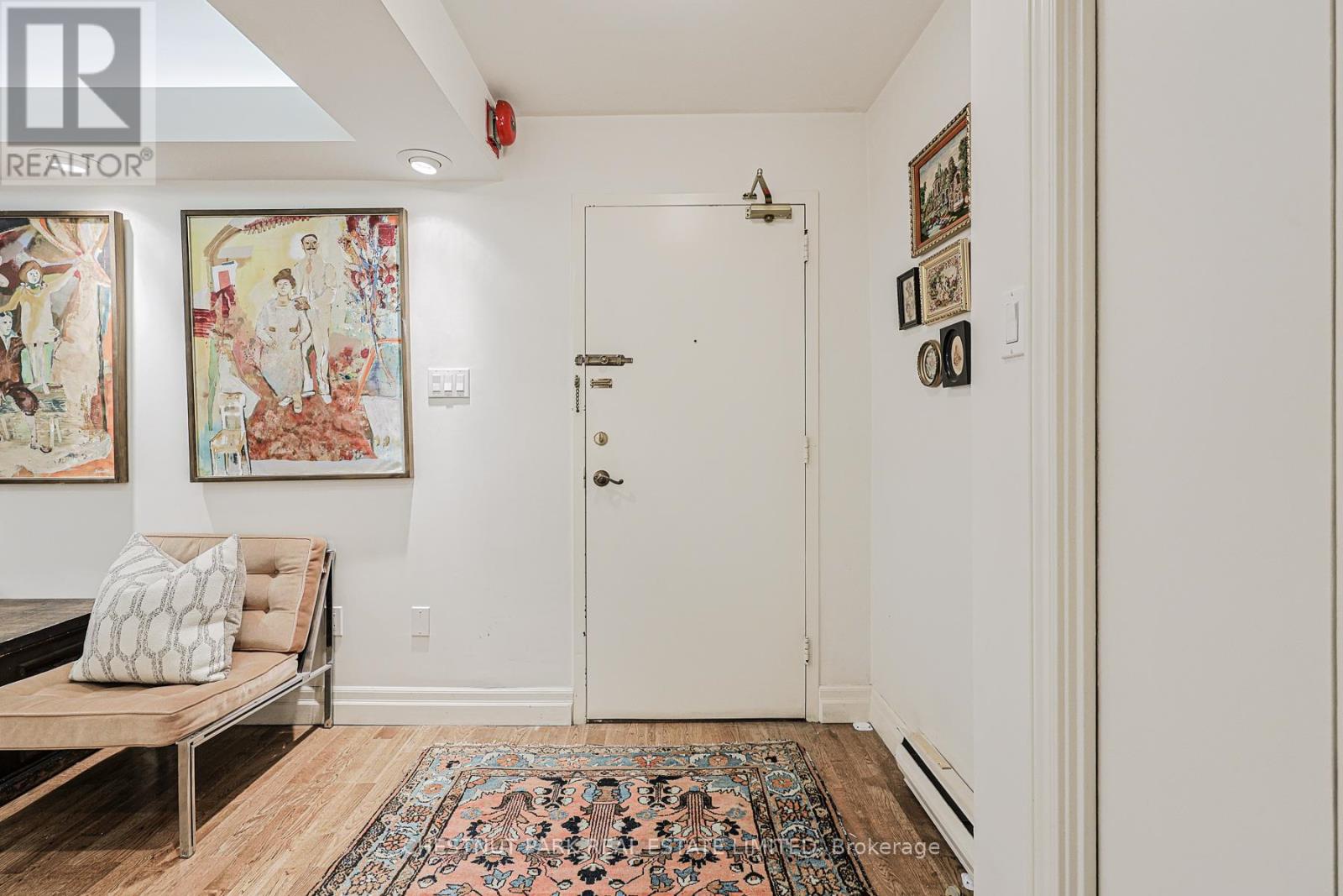 Ph2 - 70 Montclair Avenue, Toronto, Ontario  M5P 1P7 - Photo 2 - C13029702