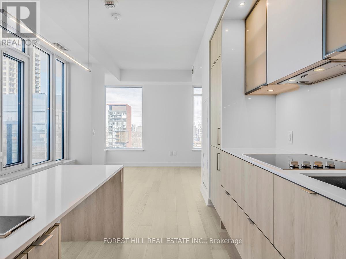 2403 - 11 Yorkville Avenue, Toronto, Ontario  M4W 1L2 - Photo 10 - C13029772