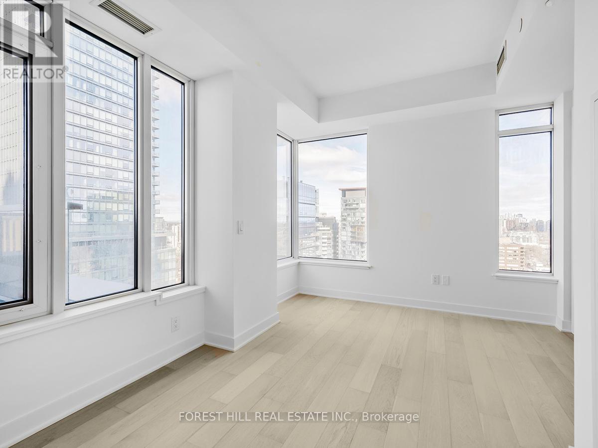 2403 - 11 Yorkville Avenue, Toronto, Ontario  M4W 1L2 - Photo 5 - C13029772