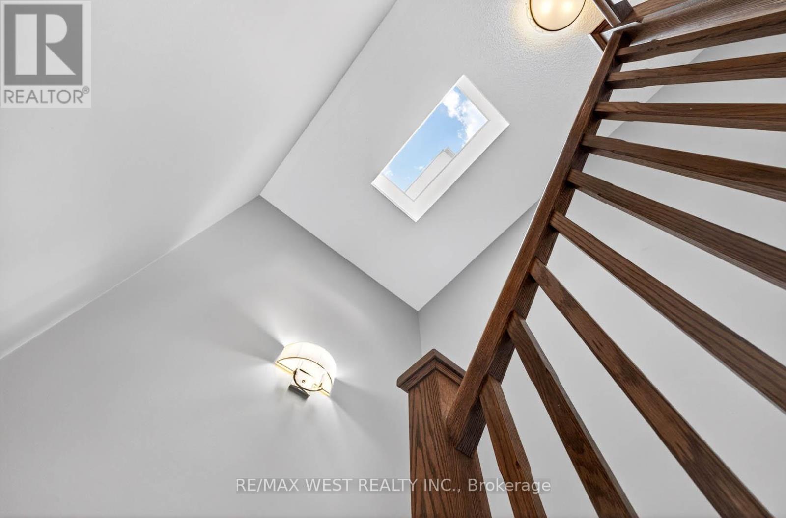 Th 11 - 7 Oakburn Crescent, Toronto, Ontario  M2N 2T5 - Photo 33 - C13029804