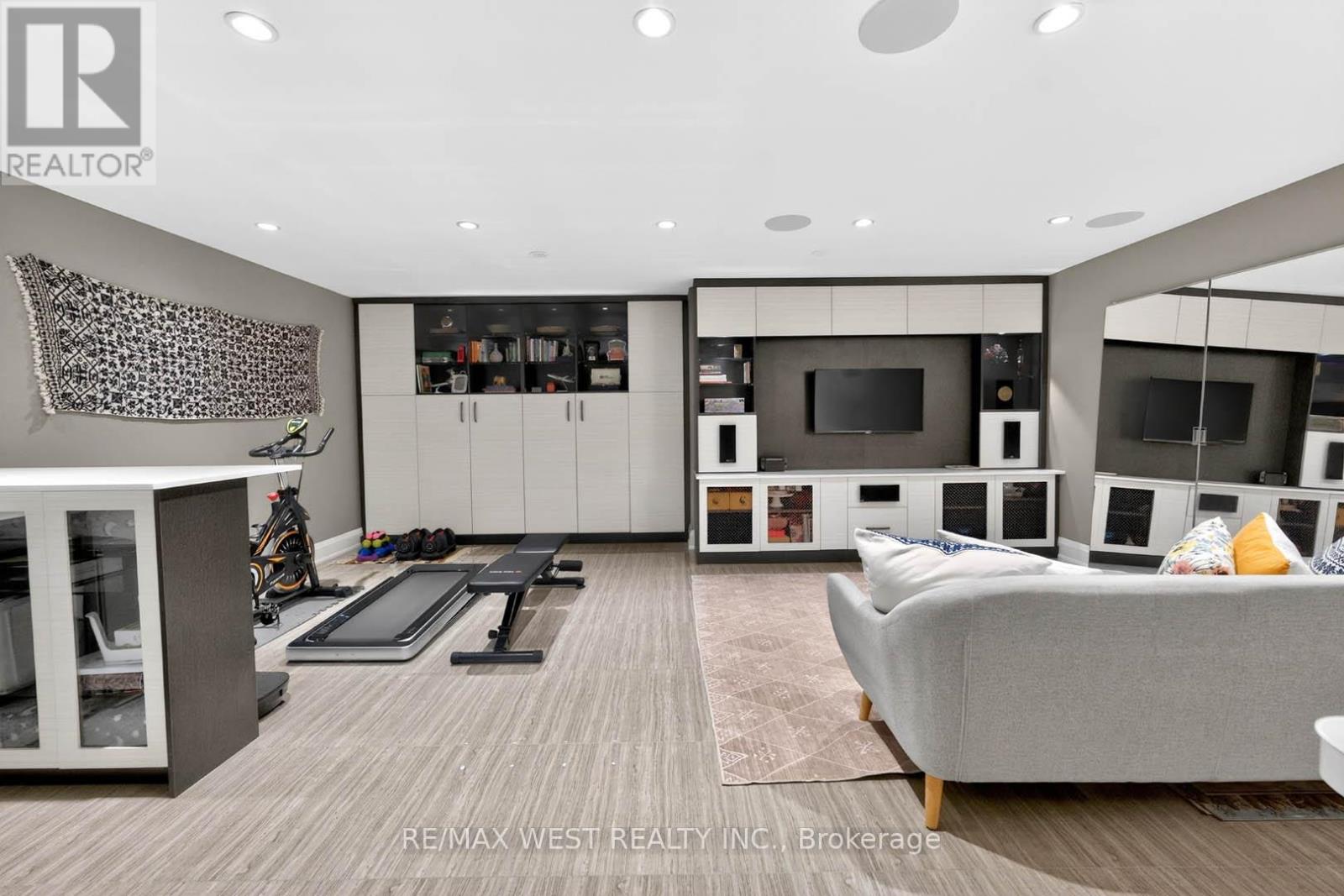 Th 11 - 7 Oakburn Crescent, Toronto, Ontario  M2N 2T5 - Photo 42 - C13029804