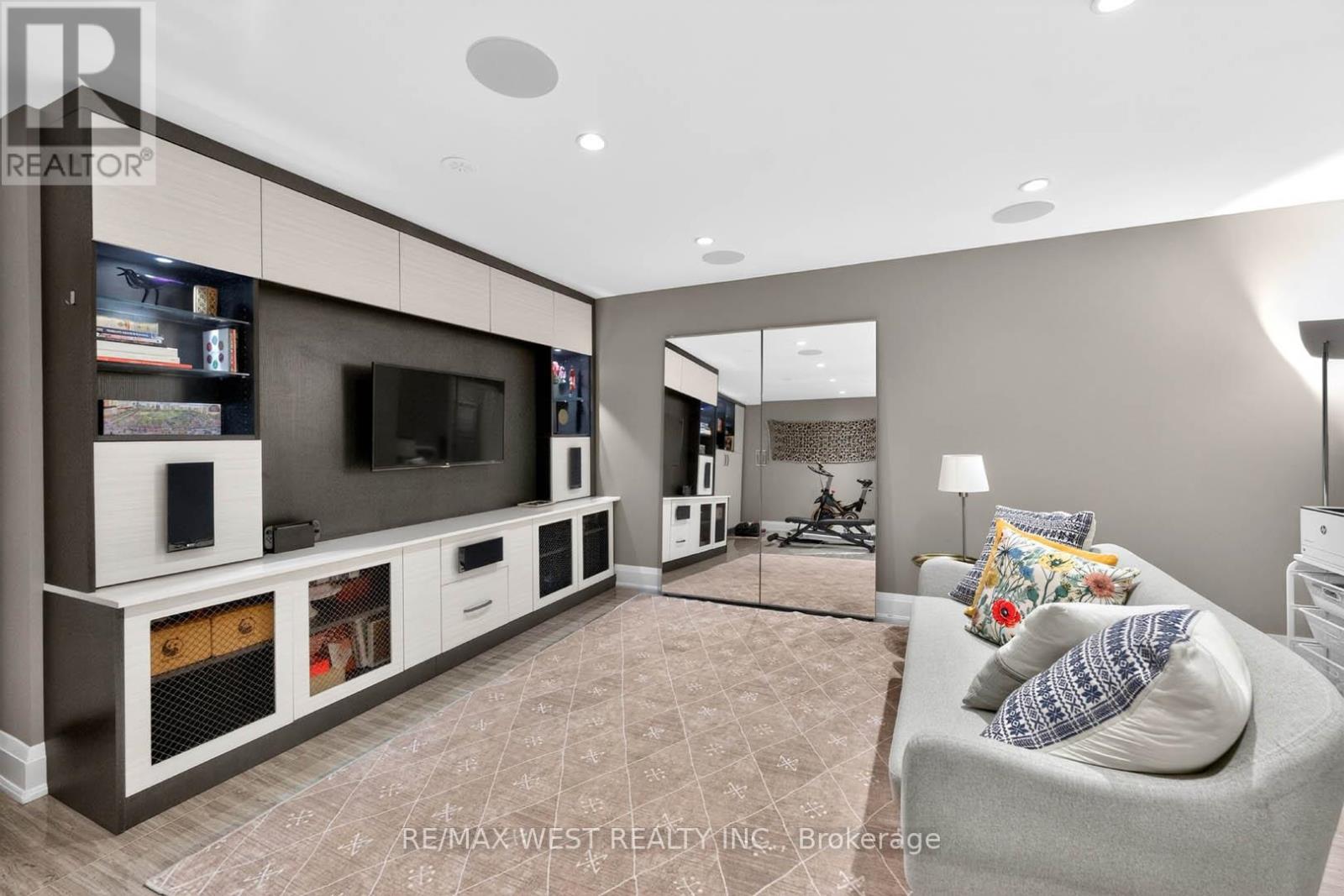 Th 11 - 7 Oakburn Crescent, Toronto, Ontario  M2N 2T5 - Photo 43 - C13029804