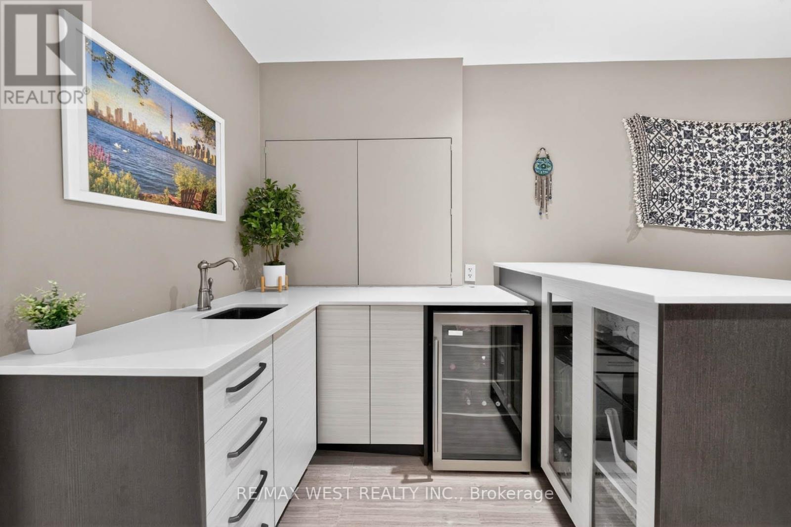 Th 11 - 7 Oakburn Crescent, Toronto, Ontario  M2N 2T5 - Photo 47 - C13029804