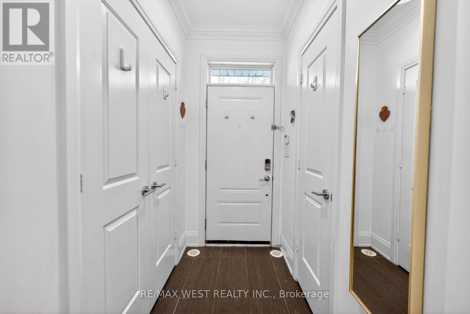 Th 11 - 7 Oakburn Crescent, Toronto, Ontario  M2N 2T5 - Photo 7 - C13029804