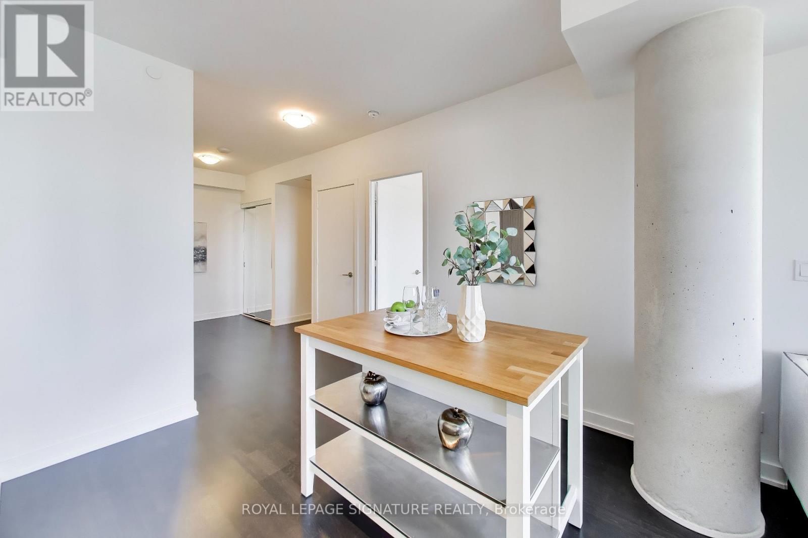 501 - 501 St Clair Avenue W, Toronto, Ontario  M5P 0A2 - Photo 10 - C13029922